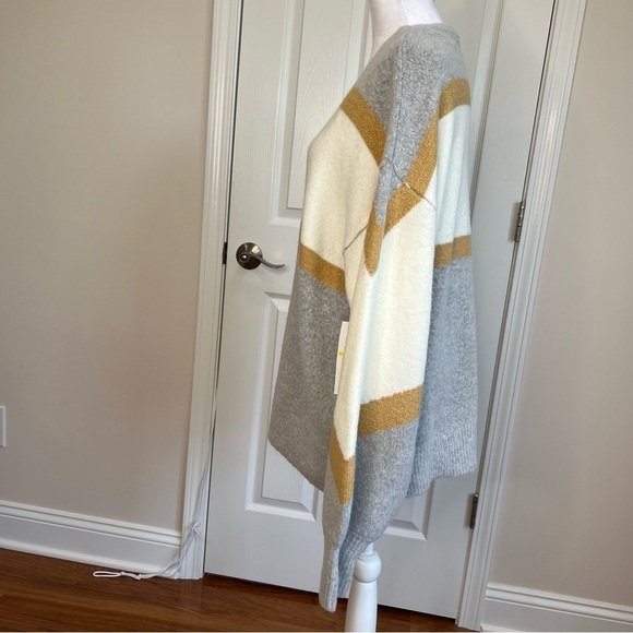 NWT. New Directions  Sweater - Picture 2 of 8